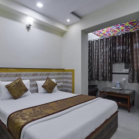 Hotel Aroma- Dadar Bombay Extérieur photo