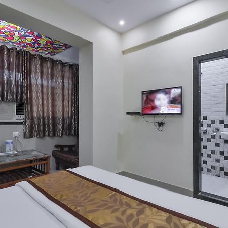 Hotel Aroma- Dadar Bombay Extérieur photo