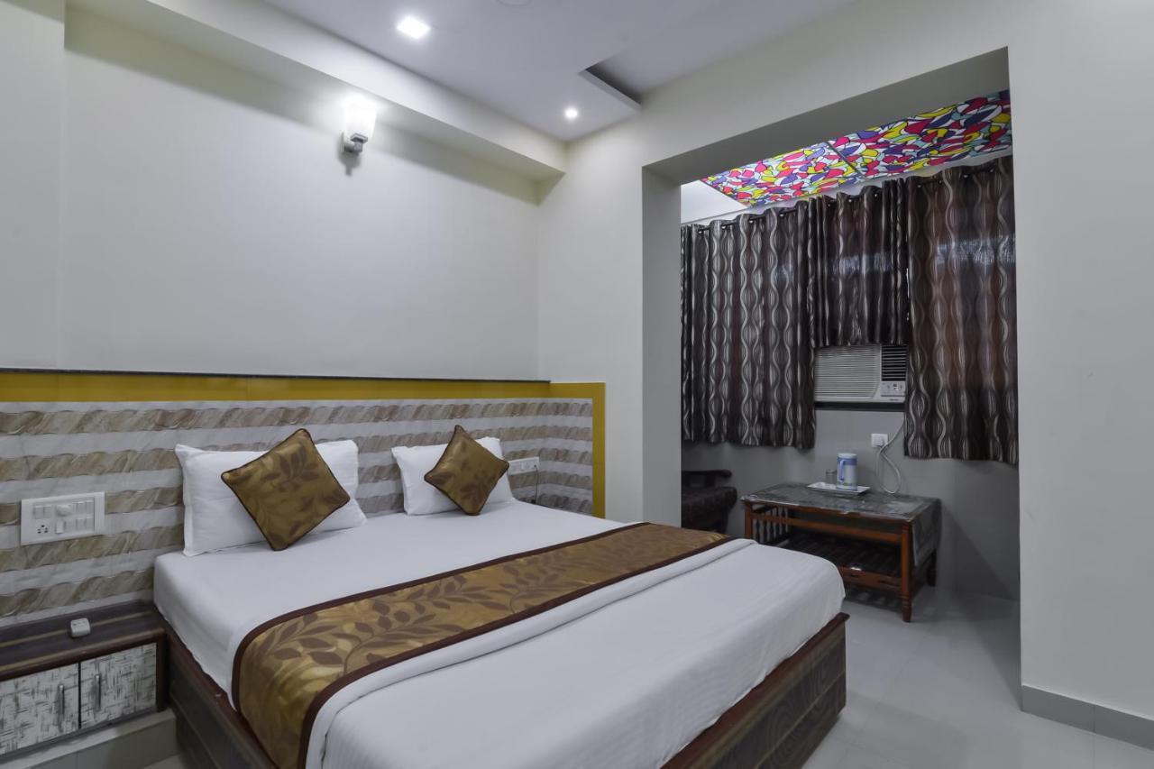 Hotel Aroma- Dadar Bombay Extérieur photo