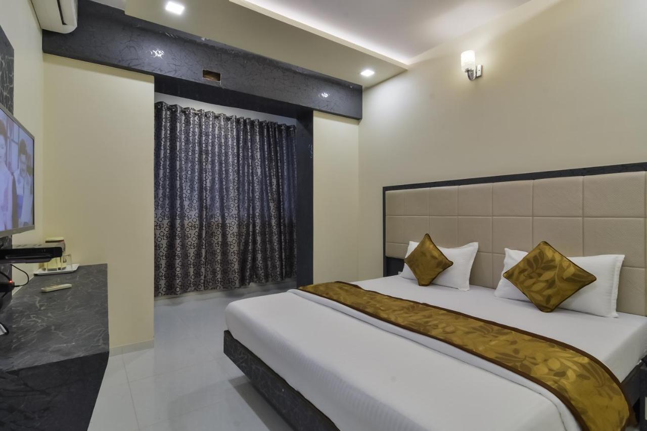 Hotel Aroma- Dadar Bombay Extérieur photo