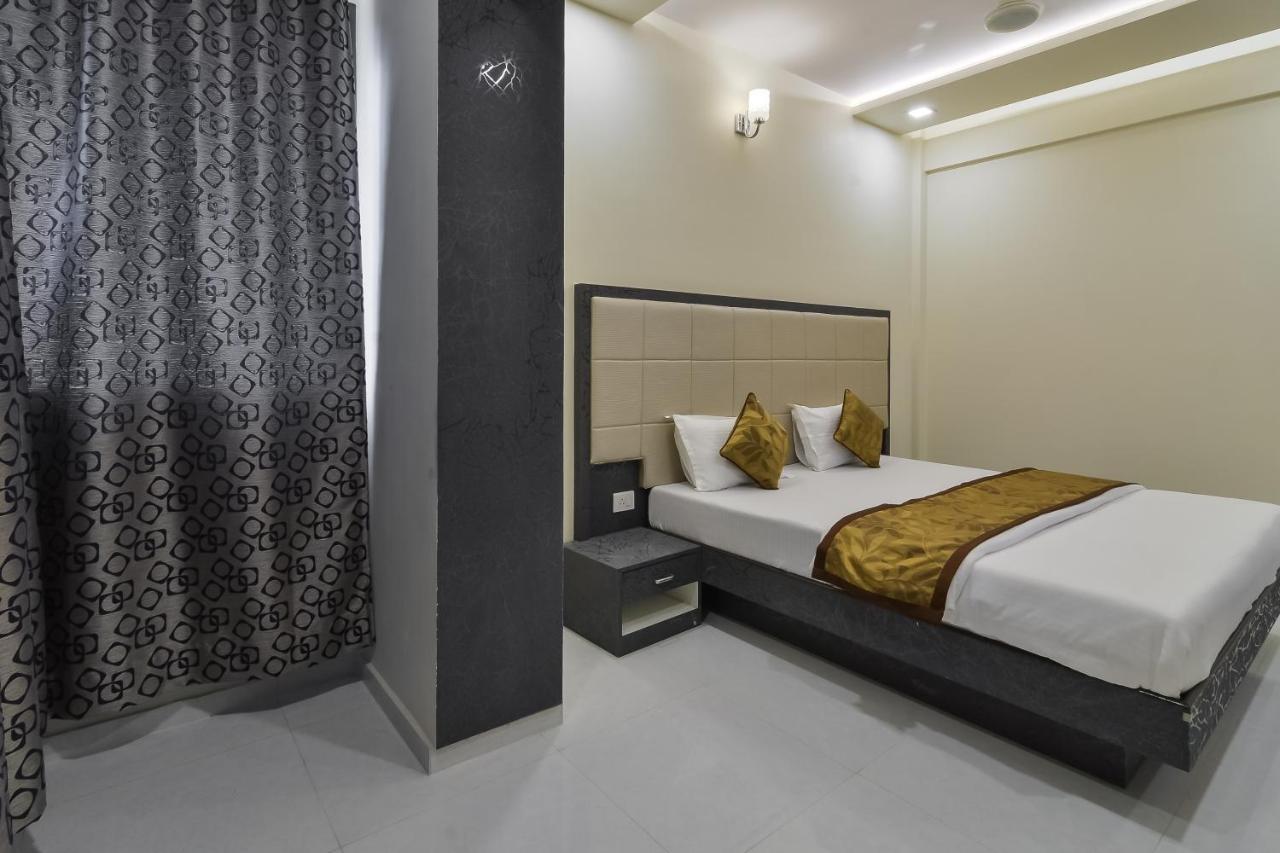 Hotel Aroma- Dadar Bombay Extérieur photo