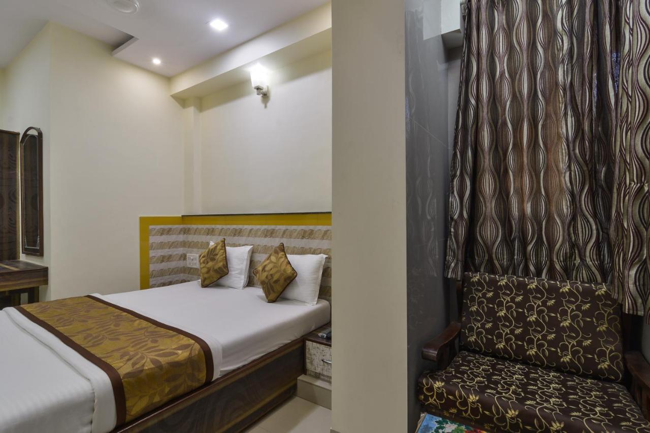 Hotel Aroma- Dadar Bombay Extérieur photo