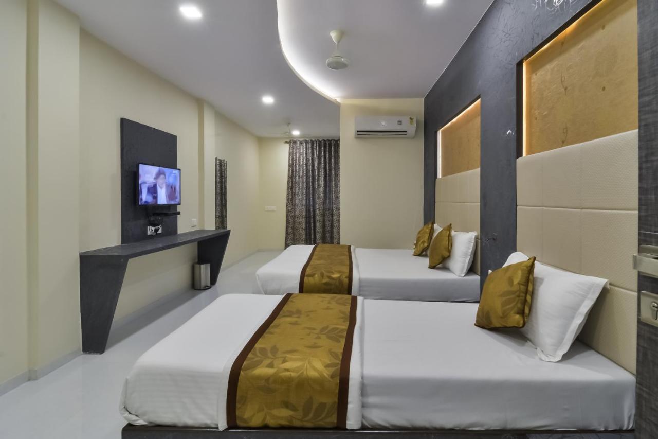 Hotel Aroma- Dadar Bombay Extérieur photo