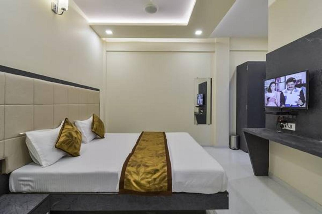 Hotel Aroma- Dadar Bombay Extérieur photo
