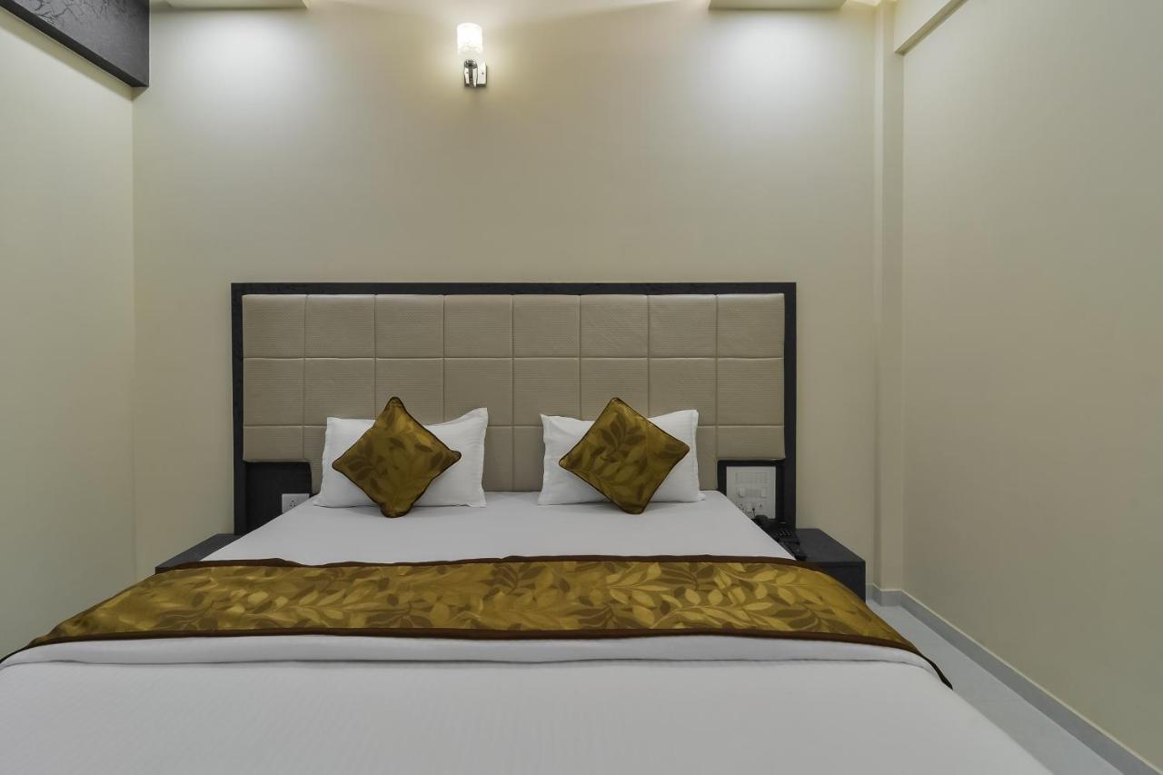 Hotel Aroma- Dadar Bombay Extérieur photo