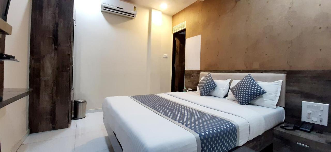 Hotel Aroma- Dadar Bombay Extérieur photo